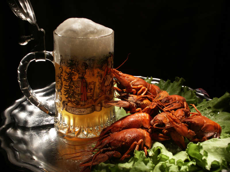 啤酒和小龙虾的完美搭配