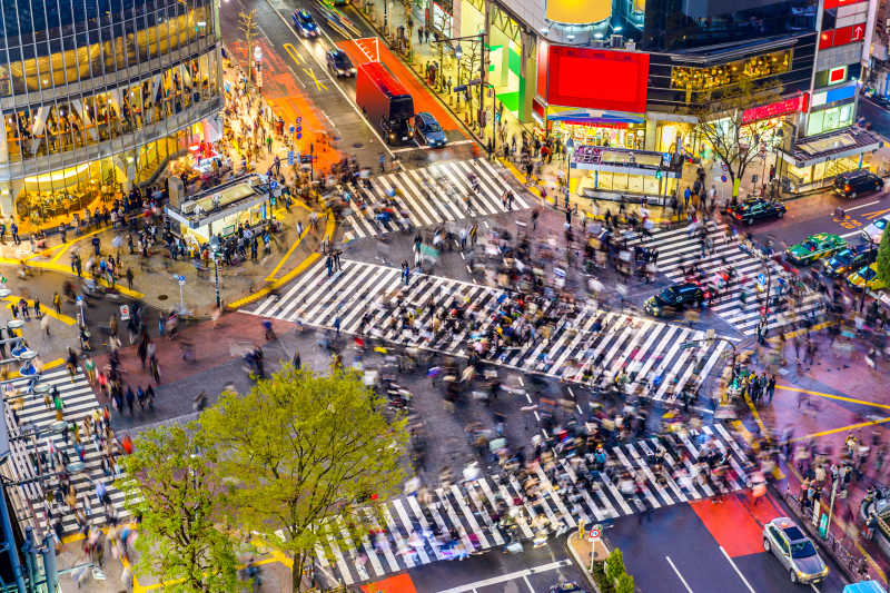东京街头的人群