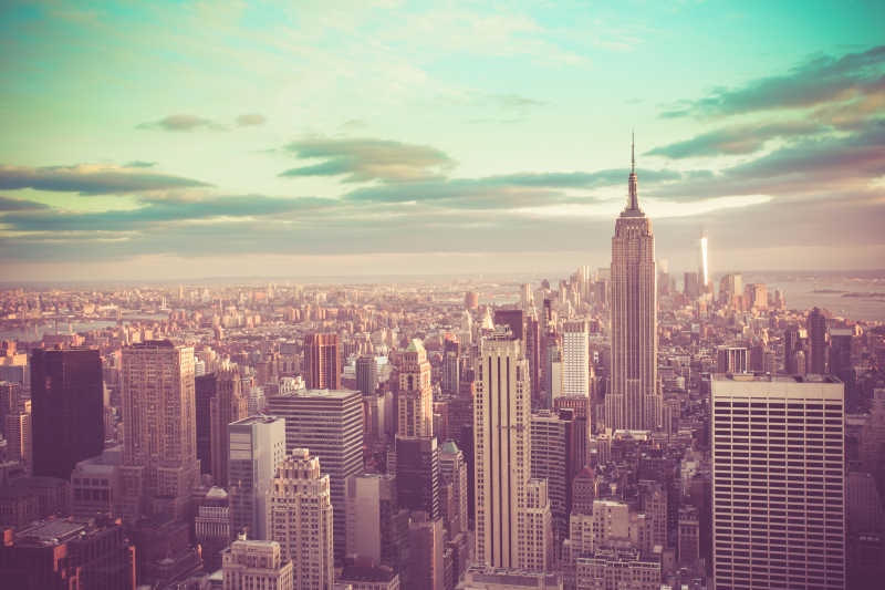 纽约城市滤镜下的摩天大楼