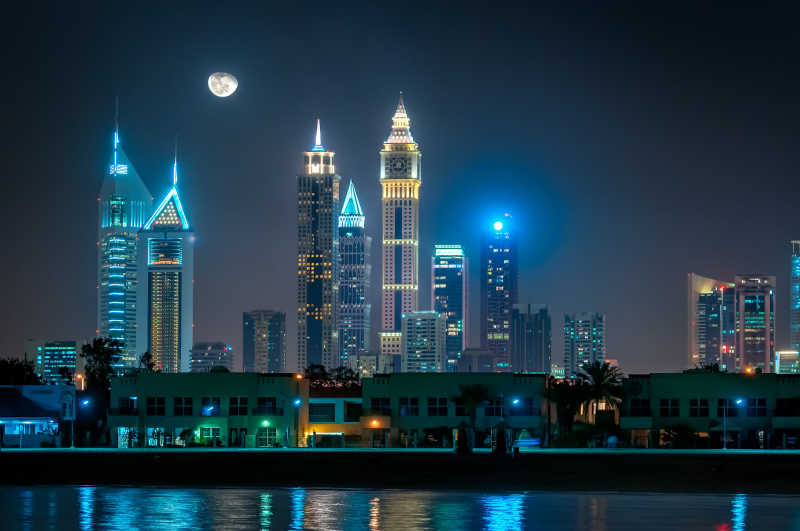 迪拜夜间惊人的美景