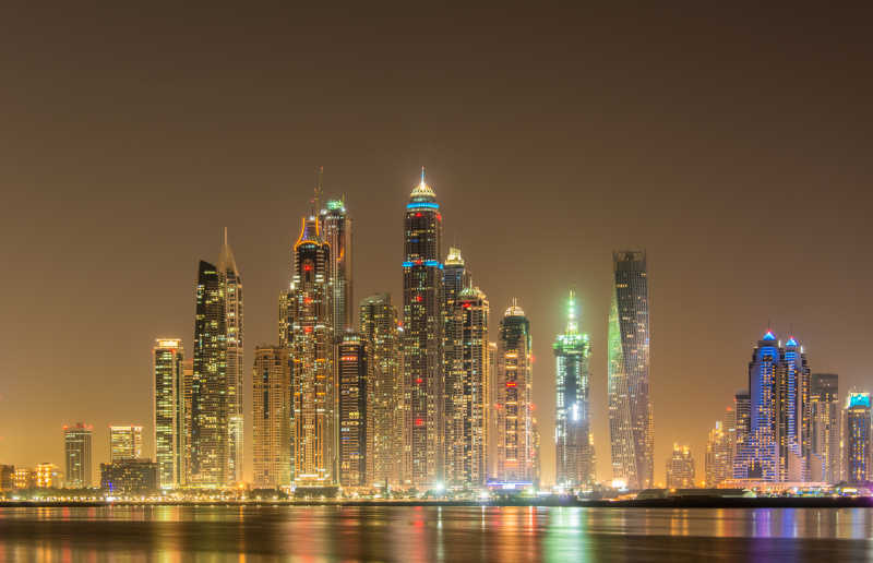 迪拜市中心的夜景