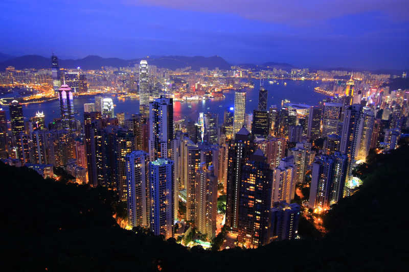 夜间香港的天际线