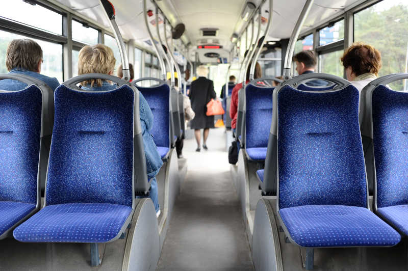 公交车内部座椅