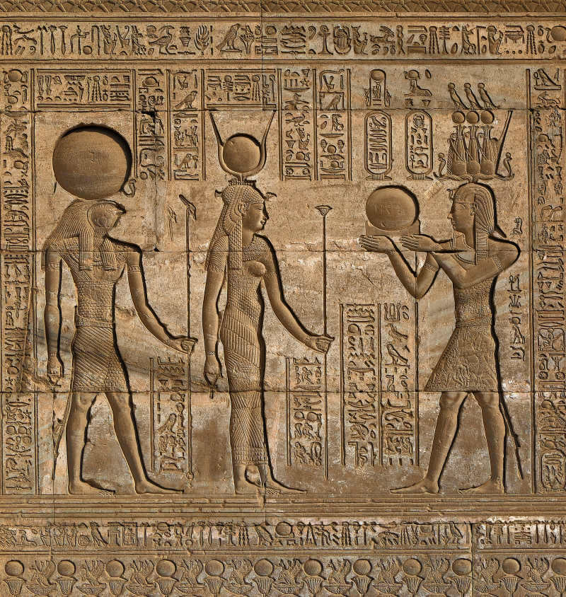 古埃及神庙的象形文字和图案