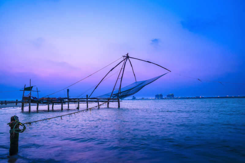 印度南部喀拉拉邦海面的渔网