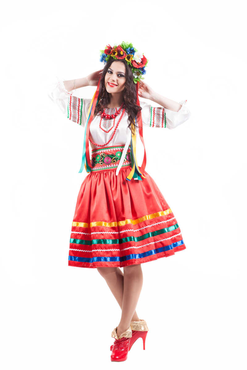 穿着乌克兰传统服饰的美女