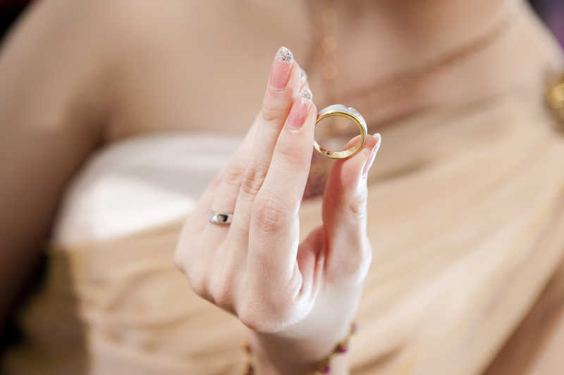 新婚戒指