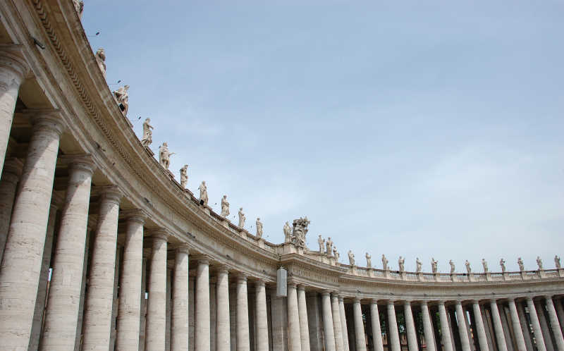 圣彼得大教堂的柱子
