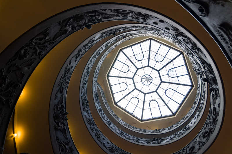 梵蒂冈博物馆的螺旋形楼梯