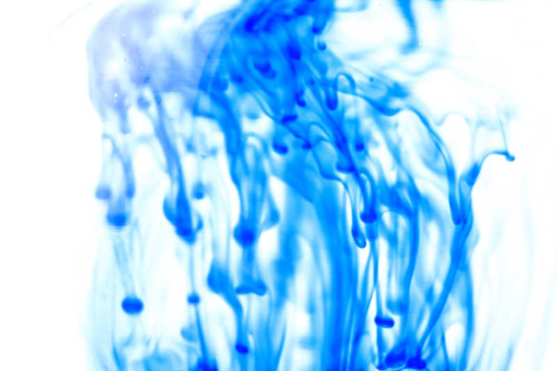 水中蓝色抽象墨水