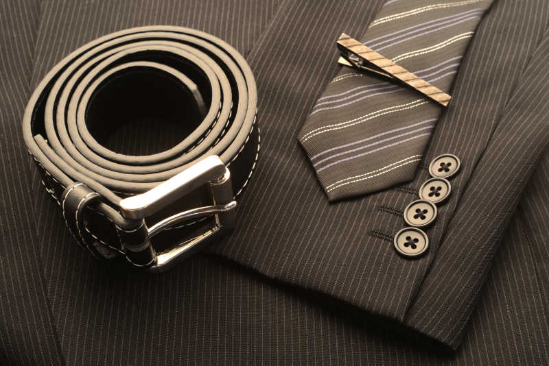 西装配件领带