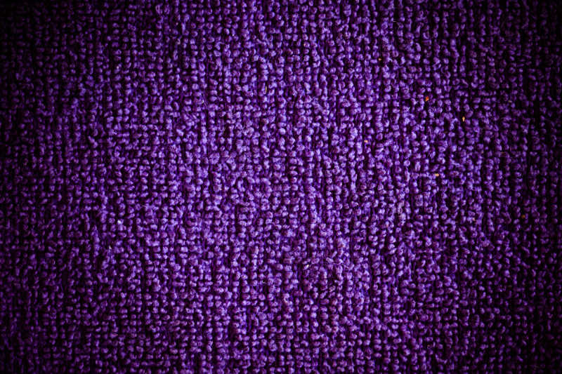 紫色纹理的毛巾或地毯特写