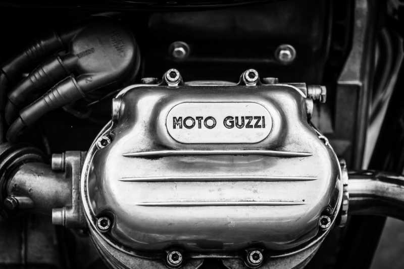 摩托车发动机细节特写