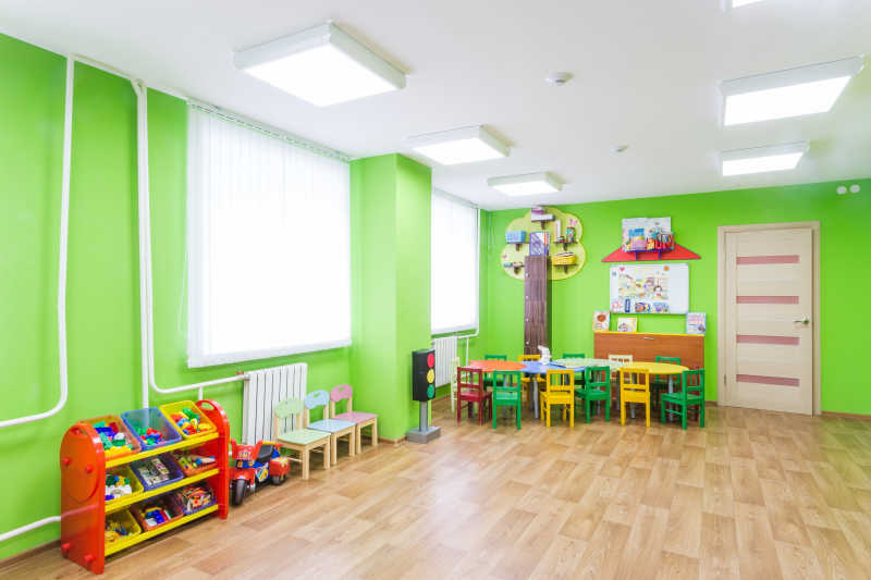 现代幼儿园教室房间