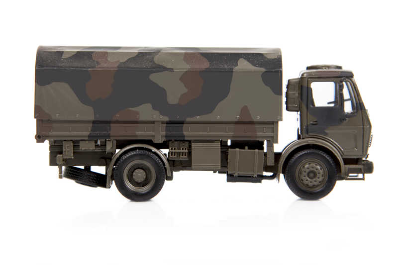 玩具战争卡车