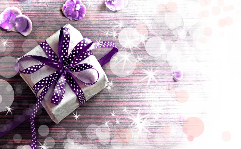 浪漫紫色丝带节日礼物