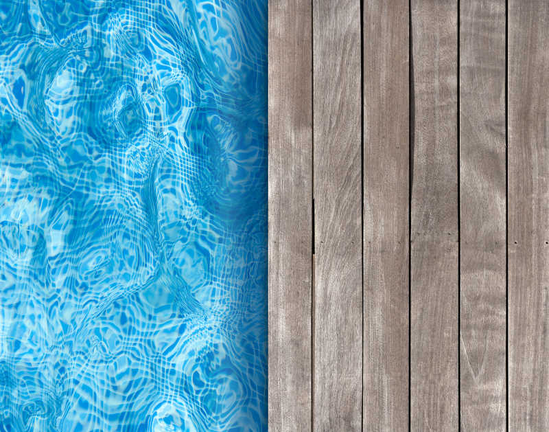 碧蓝的水与木板