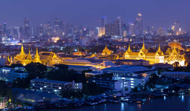 夜景下泰国建筑风景