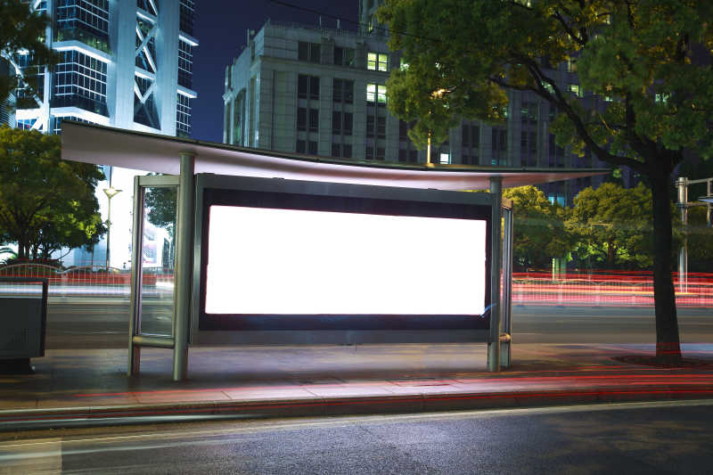 道路上城市空白广告灯箱