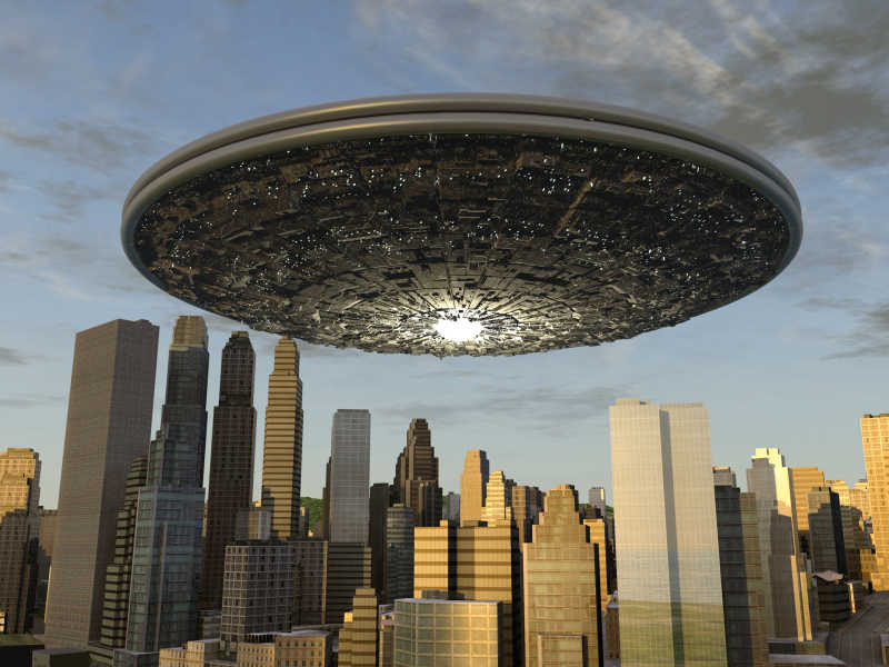 城市上空的巨大外星飞碟