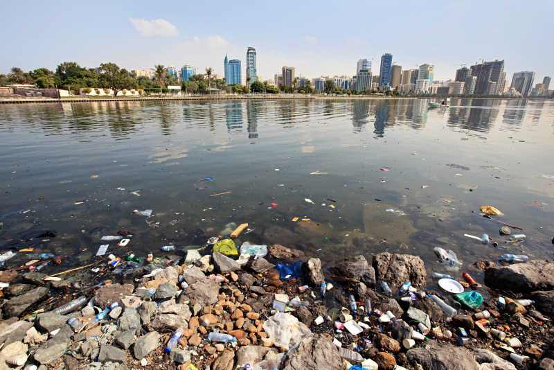联合酋长国被污染的水域