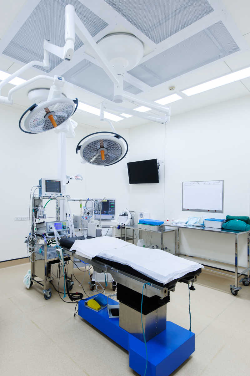 现代手术室的设备与医疗器械