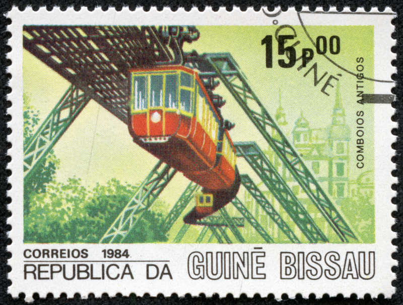 几内亚共和国印着空中列车的邮票