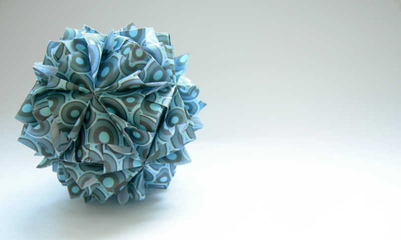 蓝色花簇折纸