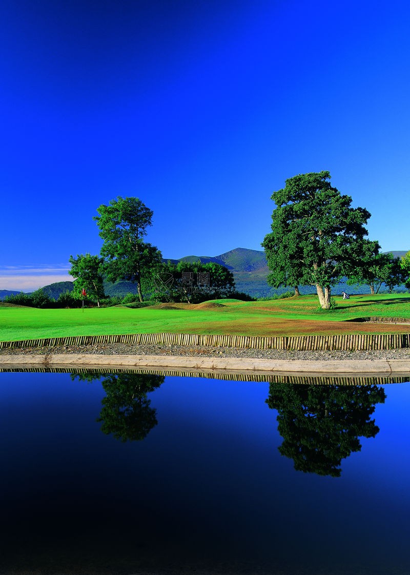 风景如画的美丽高尔夫球场