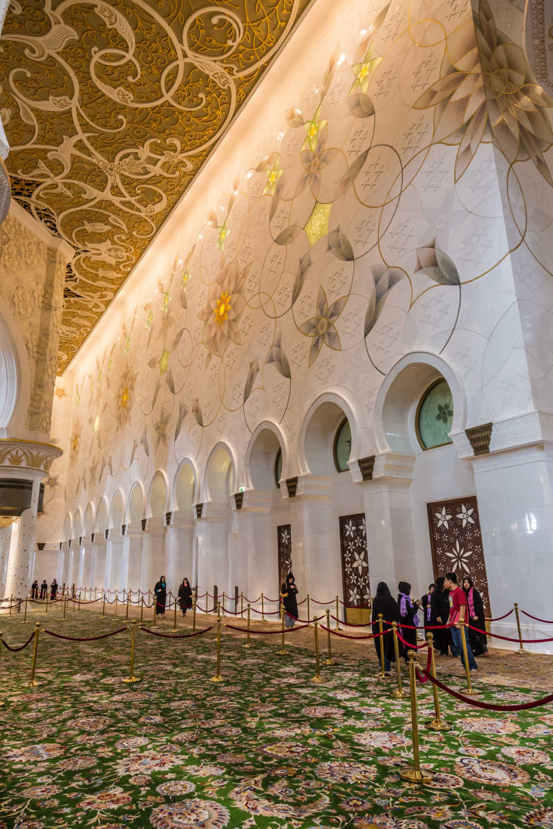 清真寺内部花纹设计