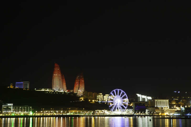 阿塞拜疆市夜间风景