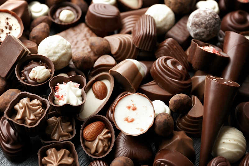 各种品种的巧克力集合