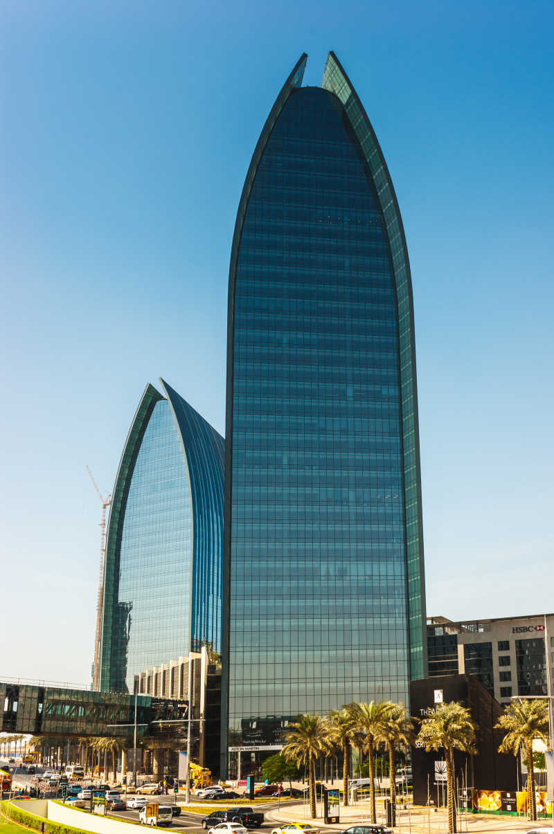 高大的迪拜建筑