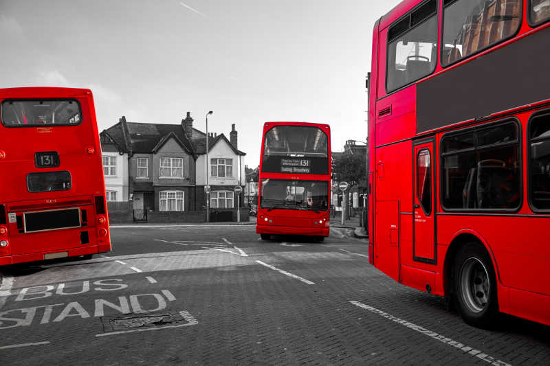 伦敦红色的双层公共汽车