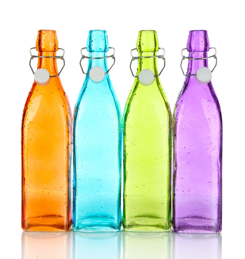 四个彩色瓶子