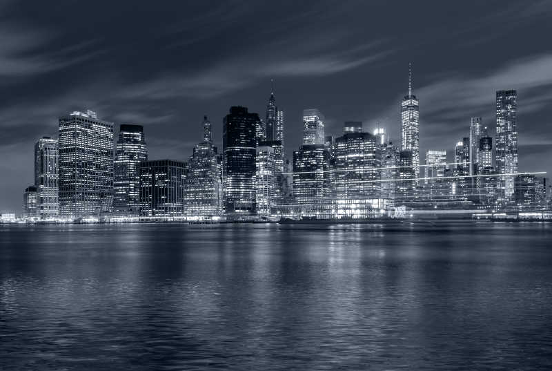 灰色色调的纽约市区曼哈顿市中心全景