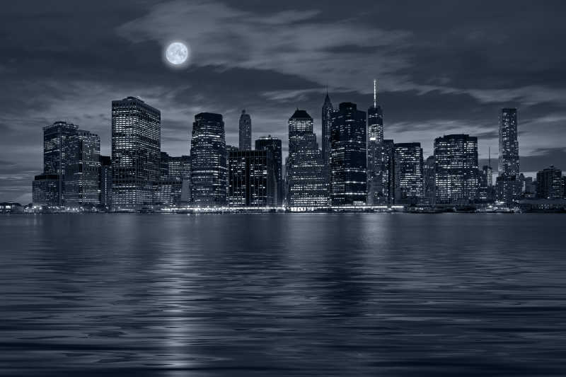 蓝色灰色调背景下的纽约城市建筑夜景