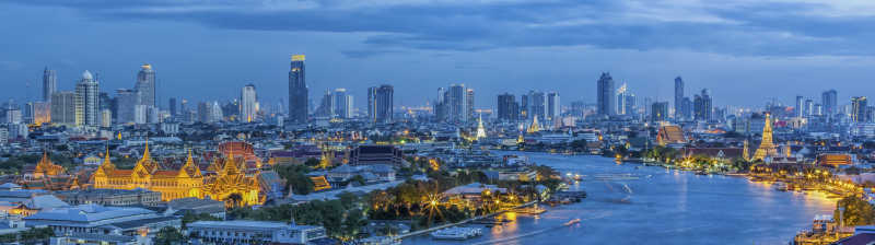 曼谷夜幕下的美丽城市