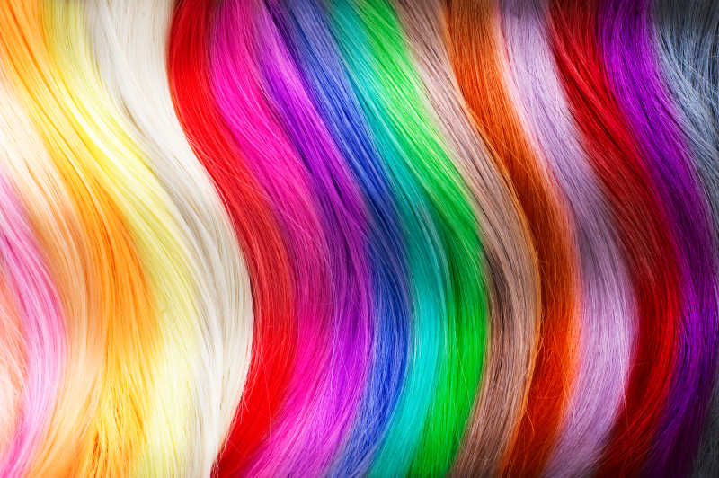 色彩斑斓的彩色头发色板