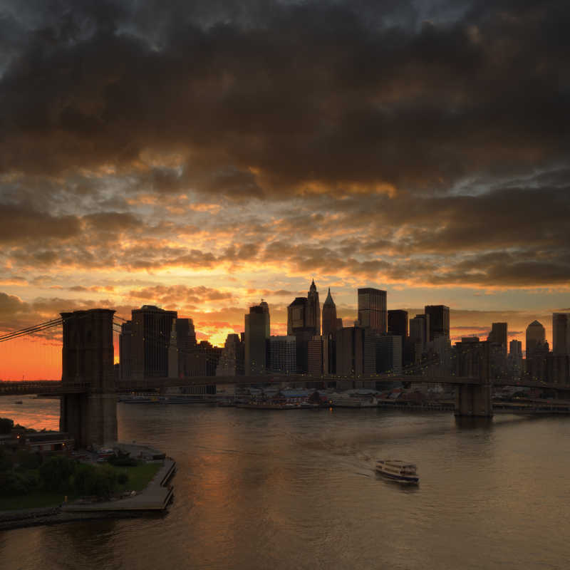 夕阳西下时的曼哈顿