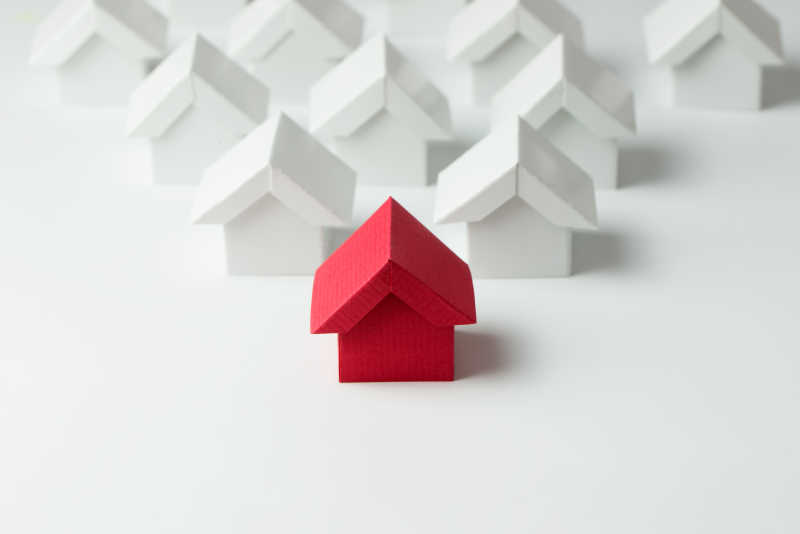 房地产行业中的红房子模型和白房子模型