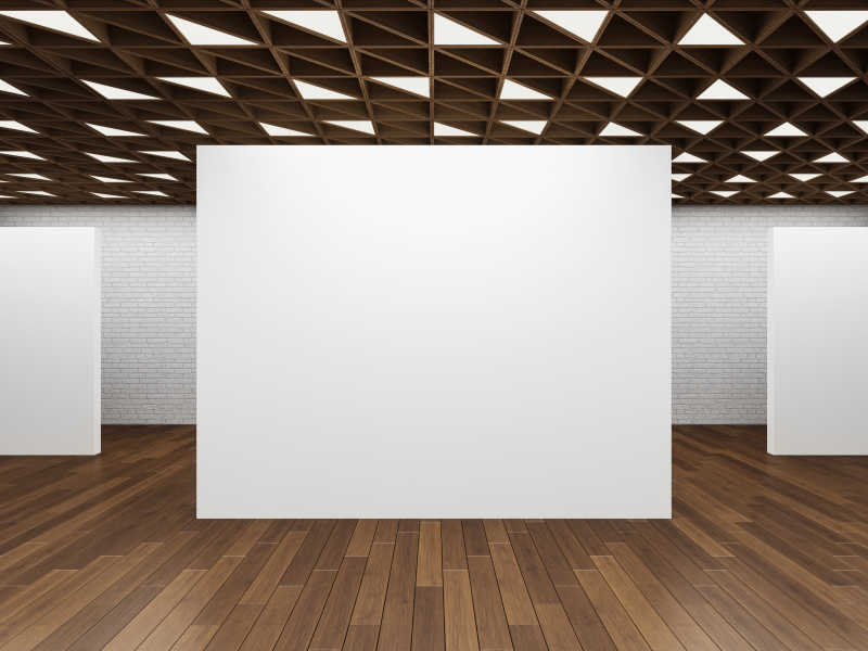展览厅内的巨大空白相框