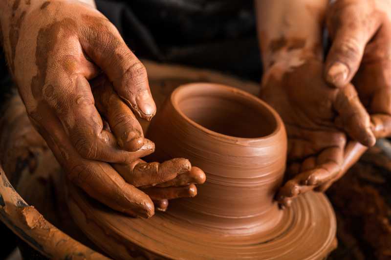 手工制作陶瓷的教学