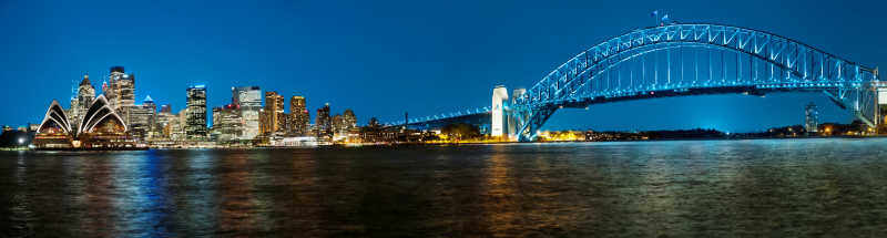 夜晚中的悉尼