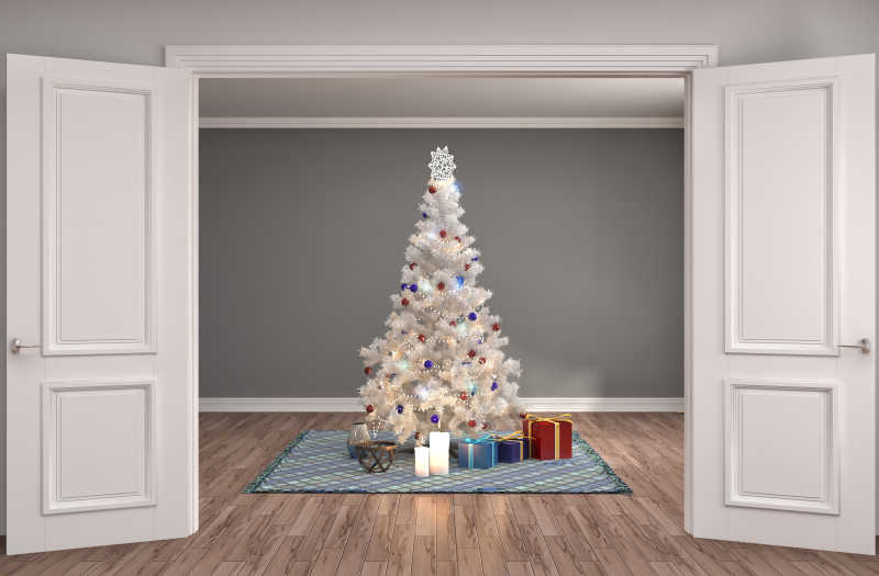 放在客厅中间的白色圣诞树