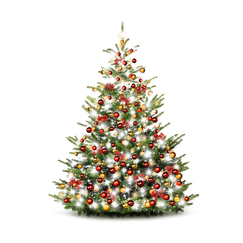 白色背景上一棵挂着装饰球的圣诞树