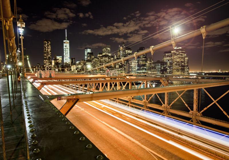 暮色中的布鲁克林大桥