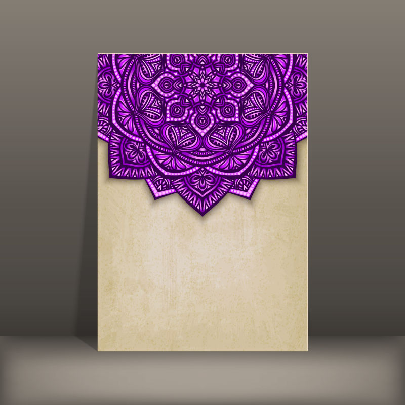 矢量有紫色装饰花纹的卡纸