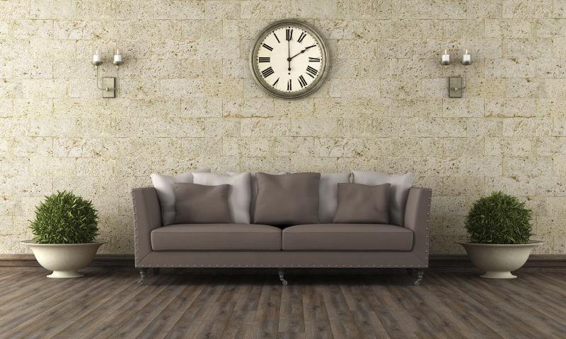 淡黄色的简约客厅里挂着钟表的墙下的褐色沙发