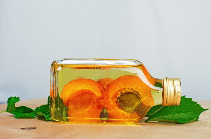 一瓶spa水疗杏油
